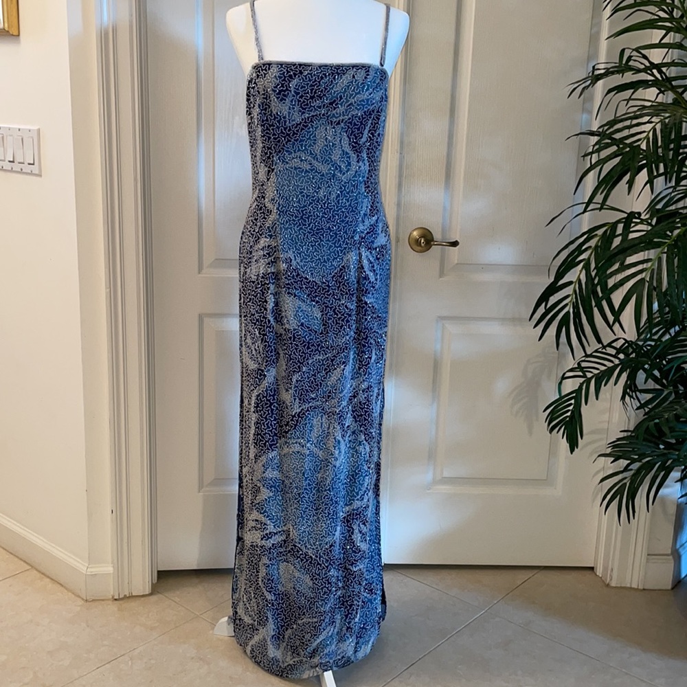 Gorgeous Blue Beaded Formal Evening Gown by Mia Bella. Size M. Never worn, New!